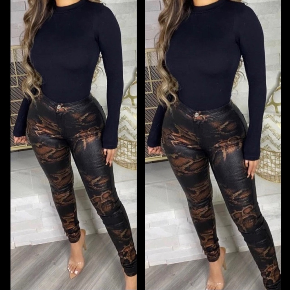 High Waisted snake print pants